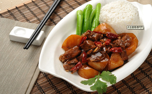 海南牛腩飯