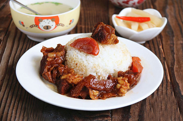 海南牛腩飯